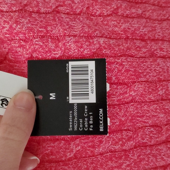 Sweater - Picture 4 of 4